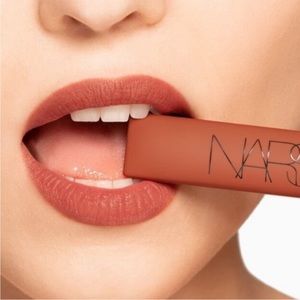 NARS Lose Control Air Matte Lip Color